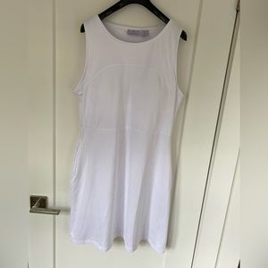 WILLOW BLOSSOM White Athleisure Dress in Size Large